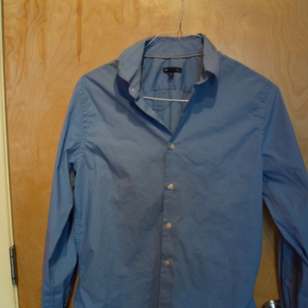 Gap mens button up dress shirt medium